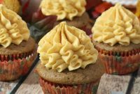 Spiced Pumpkin Cupcakes with Maple Frosting