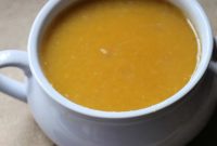 Cozy Autumn Crock Pot Butternut Apple Soup