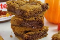 Pumpkin Nutella Swirl Bars