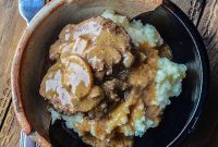Easy Crockpot Salisbury Steak