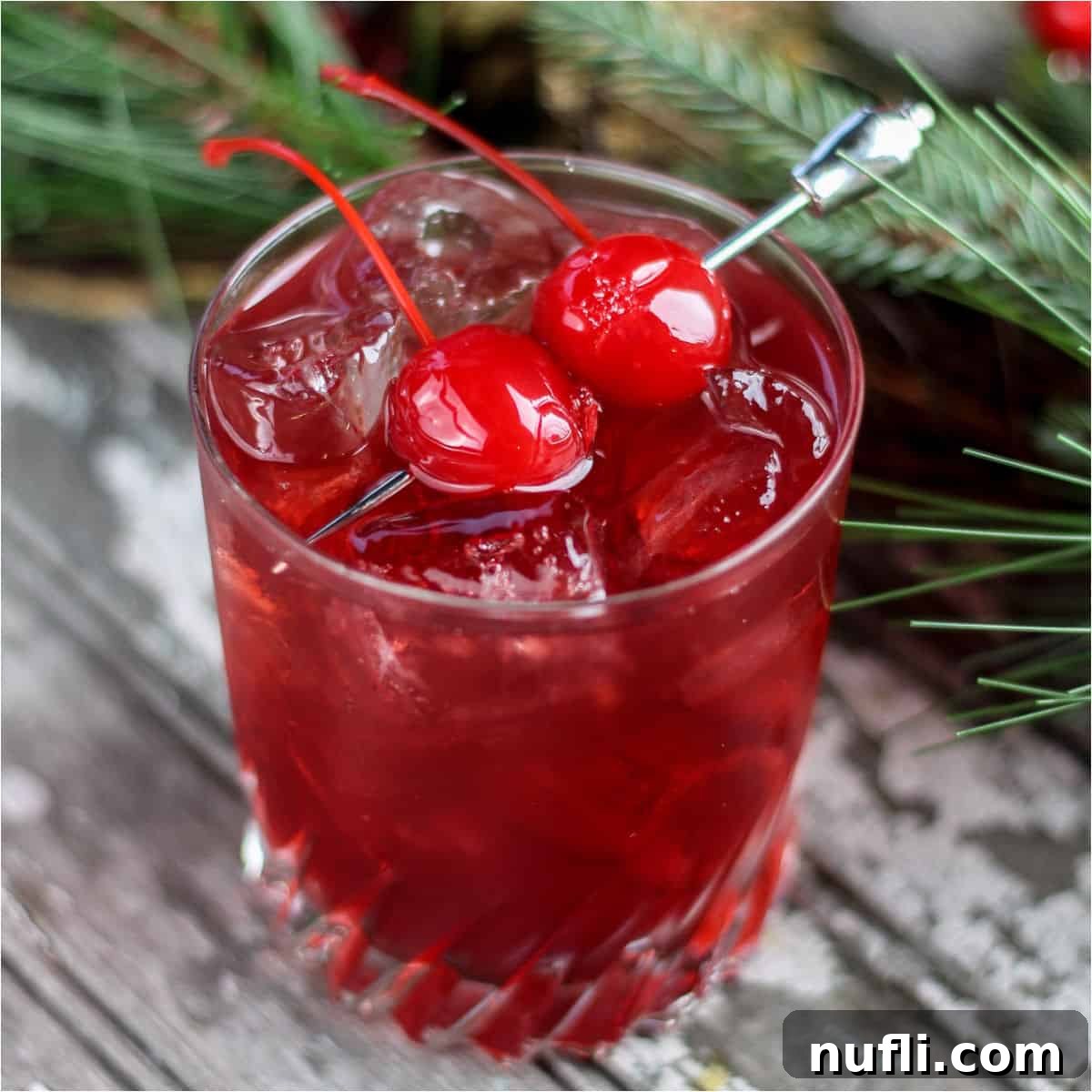 Festive Mulled Cherry Cider Cocktail 1 featured 110527
