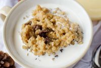 Slow Cooker Eggnog Oatmeal