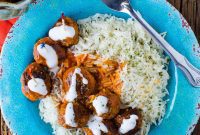 Easy Slow Cooker Buffalo Chicken Meatballs