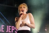 Pop Princess Carly Rae Jepsen Electrifies Carnival Splendor’s Lido Deck