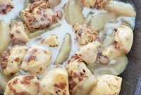 Cinnamon Roll Apple Pie Bake