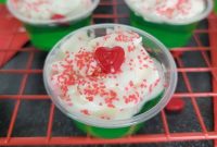 Deliciously Easy Festive Grinch Jello Shots