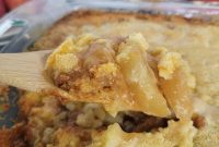 Lazy 4-Ingredient Caramel Apple Cake