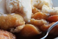 Easy Slow Cooker Peach Crumble