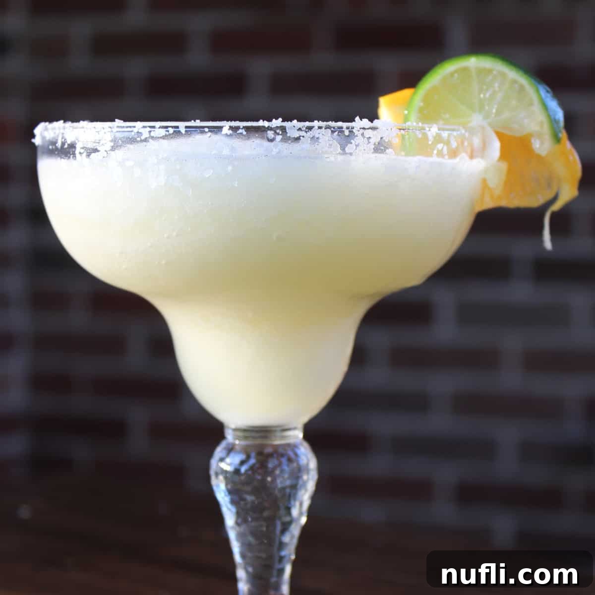 Crisp White Wine Margarita 1 featured 67519