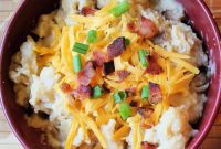 Hearty Crockpot Cheesy Potato Soup