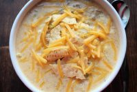 Slow Cooker Cheeseburger Soup
