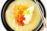 Creamy Crockpot Potato Soup with Bacon