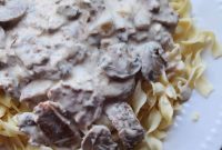 Creamy Slow Cooker Garlic Beef Stroganoff