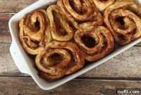 Freshly Baked Apple Cinnamon Rolls