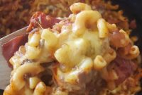 Ultimate Slow Cooker Chili Mac and Cheese