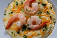 Effortless Crockpot Shrimp and Grits