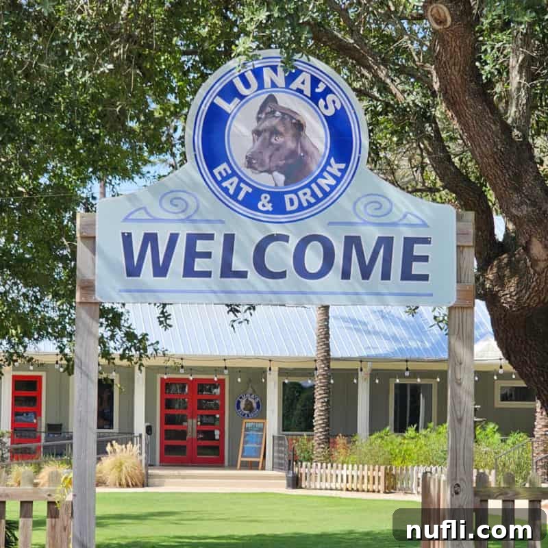 Orange Beach and Gulf Shores Must Try Restaurants 34 Luna's Eat and Drink welcome sign