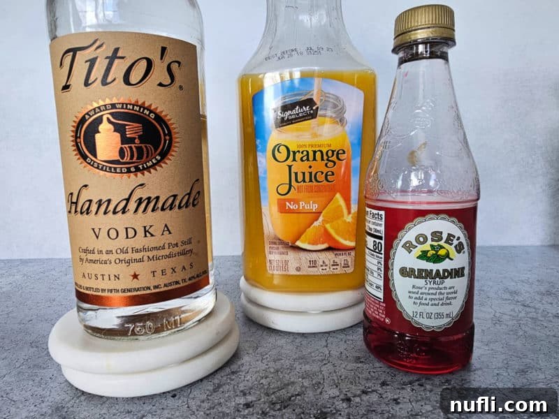 Vodka Sunrise Drink ingredients vodka, orange juice, and grenadine