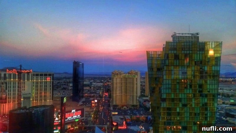 Sunset over the Vegas Strip 